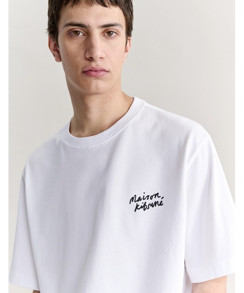 Maison Kitsune(メゾンキツネ)の「MAISON KITSUNE HANDWRITING OVERSIZE TEE-SHIRT(Tシャツ/カットソー・メンズ・ホワイト×ブラック/ブラック×ホワイト・L/M/S/XS/XL)」の8枚目の写真