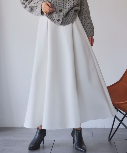 ELFRANK(エルフランク)の「【S~Lサイズ展開】【低身長サイズあり】ダンボール ロング フレア スカート(スカート・レディース・ブラック/グレー/オフホワイト/ブラック系その他/ホワイト系その他/グレー系その他・FREE)」の11枚目の写真