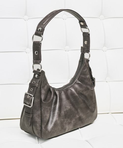selle glant(セレグランテ)のSIDE DESIGN TUCK HALF MOON BAG/サイドデザインタックハーフムーンバッグ(ハンドバッグ)