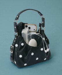 SELLE GLANT（セレグランテ）の「SIDE DESIGN TUCK HALF MOON BAG/サイドデザインタックハーフムーンバッグ（ハンドバッグ）」