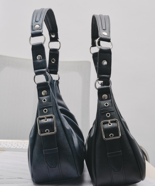 selle glant サイドデザインタックハーフムーンバッグ selle glant ハンドバッグ SIDE DESIGN TUCK HALF MOON BAG