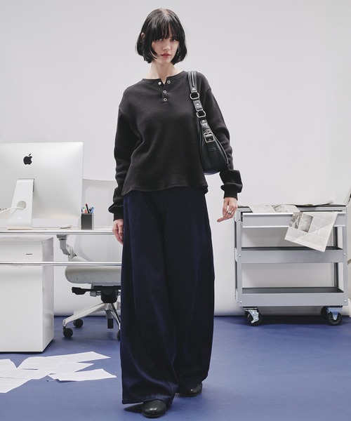 SIDE DESIGN TUCK HALF MOON BAG/サイドデザインタックハーフ