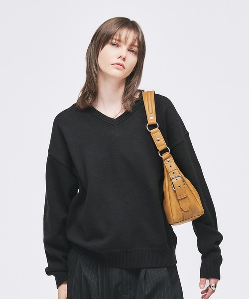 SIDE DESIGN TUCK HALF MOON BAG/サイドデザインタックハーフ