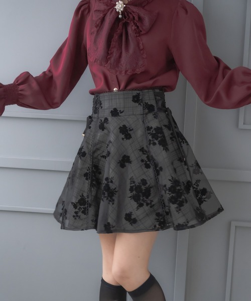 セール】フロッキーフラワーミニスカート（スカート）｜couture BY