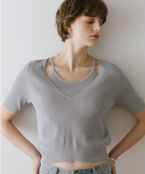 DRWCYS（ドロシーズ）の「レイヤード透かしニットトップス（ニット/セーター・レディース・ブラック/グレー・FREE）」の3枚目の写真