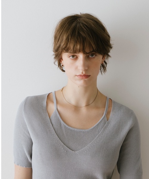 DRWCYS（ドロシーズ）の「レイヤード透かしニットトップス（ニット/セーター・レディース・ブラック/グレー・FREE）」の4枚目の写真