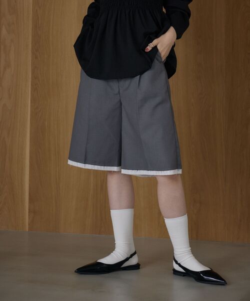 kivi(キヴィ)の「ハーフトラウザーパンツ(その他パンツ・レディース・チャコールグレー/ブラック・MEDIUM/LARGE)」の18枚目の写真