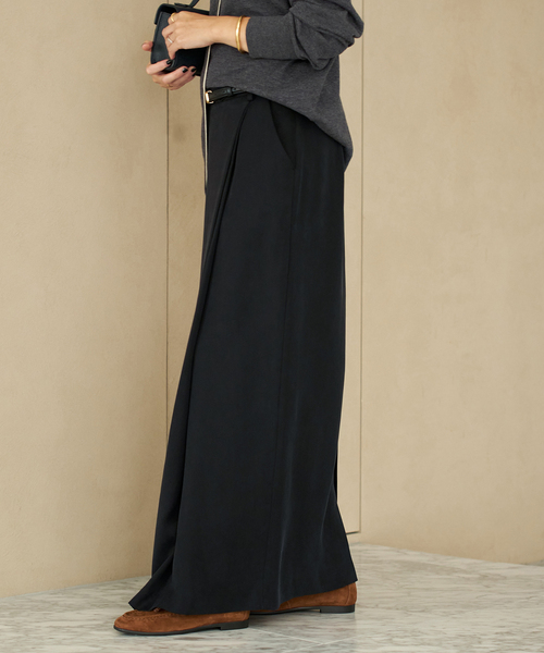 plage(プラージュ)の「cupura satin wrap スカート(スカート・レディース・ホワイト/ブラック・38/34/36)」の4枚目の写真