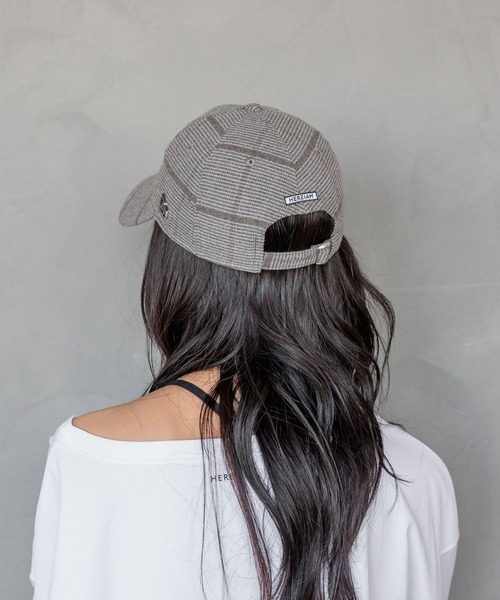 NEW ERA(ニューエラ)の「【HEREIAM】NEWERA別注/9TWNTY LONG VISOR METAL FLAG(キャップ・レディース・その他/ブラック系/グレー系・MEDIUM)」の9枚目の写真