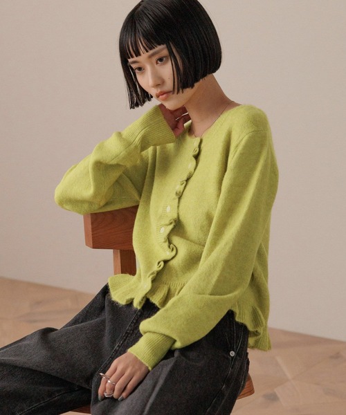 LOWRYS FARM（ローリーズファーム）の「チビフリルカーディガンＬＳ　596329（ニット/セーター・レディース・ブラウン/アイボリー/イエロー/グレー/ブルー・FREE）」の5枚目の写真