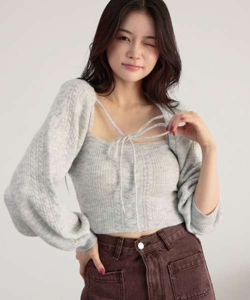 archives（アルシーヴ）の「ケーブルニットボレロアンサンブル（アンサンブル・レディース・モカ/アイボリー/グレー/チャコールグレー・MEDIUM）」の3枚目の写真