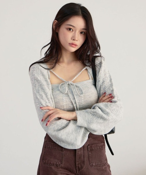 archives（アルシーヴ）の「ケーブルニットボレロアンサンブル（アンサンブル・レディース・モカ/アイボリー/グレー/チャコールグレー・MEDIUM）」の7枚目の写真