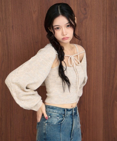 archives（アルシーヴ）の「ケーブルニットボレロアンサンブル（アンサンブル・レディース・モカ/アイボリー/グレー/チャコールグレー・MEDIUM）」の15枚目の写真