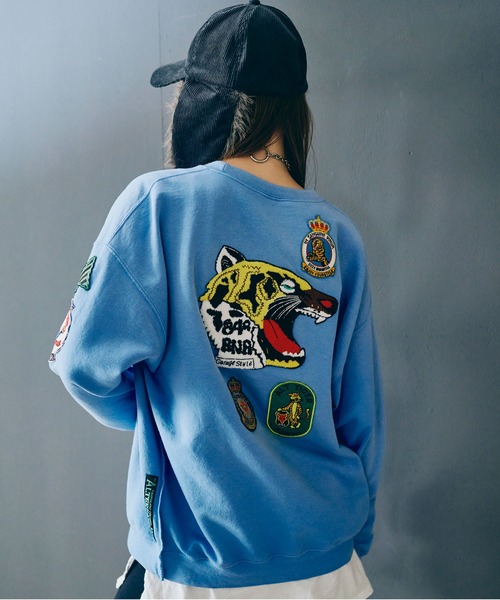 RNA（アールエヌエー）の「M2554 タイガートレーナー（スウェット・レディース・ブラック/ブルー/レッド・MEDIUM）」の12枚目の写真