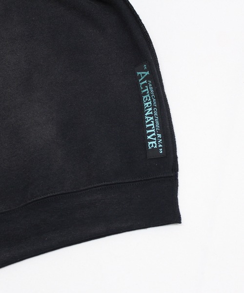 RNA（アールエヌエー）の「M2554 タイガートレーナー（スウェット・レディース・ブラック/ブルー/レッド・MEDIUM）」の5枚目の写真