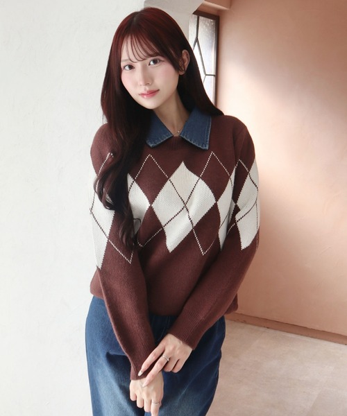 CECIL McBEE(セシルマクビー)の「デニム取り外し襟付きアーガイルニット(ニット/セーター・レディース・アイボリー/ブラウン/ブラック・MEDIUM)」の3枚目の写真