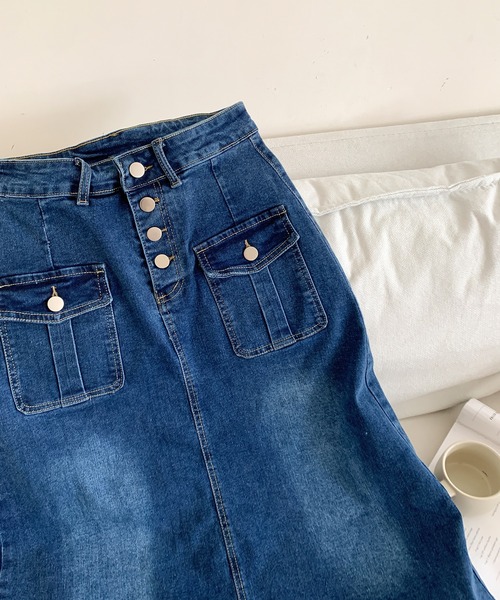 aimoha(アイモハ)の「フロントボタン デニム ロングスカート(デニムスカート・レディース・ブラック/ブルー・LARGE/MEDIUM/SMALL)」の15枚目の写真