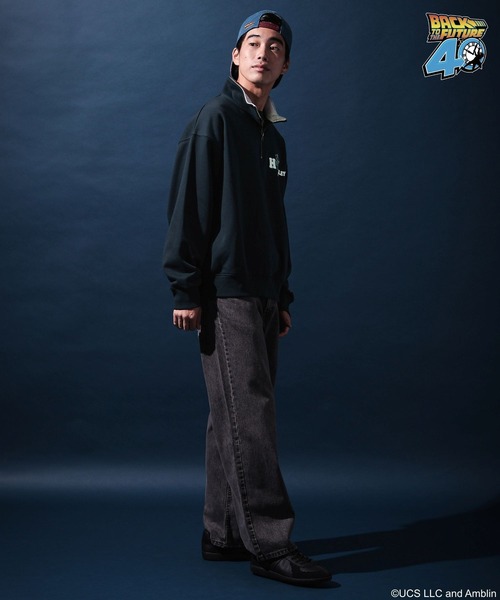 niko and...（ニコアンド）の「【バック・トゥ・ザ・フューチャー】コラボプリントハーフジッププルオーバー（スウェット・メンズ・ネイビー/ライトグレー・MEDIUM/LARGE）」の11枚目の写真