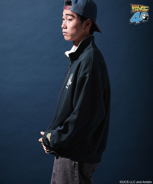 ナゴンスタンス 未使用品 Thick Jersey フーディプルオーバー セール】【バック・トゥ・ザ・フューチャー】コラボプリントハーフ