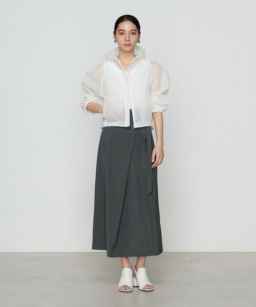 Gabardine K.T(ギャバジンケーティー)の「【セットアップ対応】ナイロン2WAYストレッチ ラップ風スカート(スカート・レディース・カーキ/グレー/ブラック・9号)」の11枚目の写真