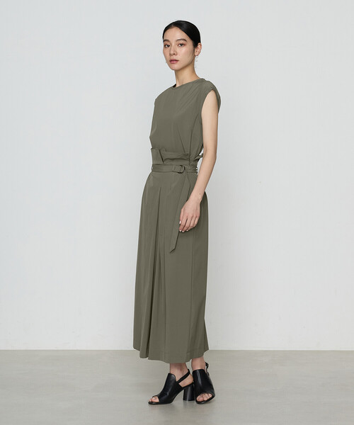 Gabardine K.T(ギャバジンケーティー)の「【セットアップ対応】ナイロン2WAYストレッチ ラップ風スカート(スカート・レディース・カーキ/グレー/ブラック・9号)」の20枚目の写真