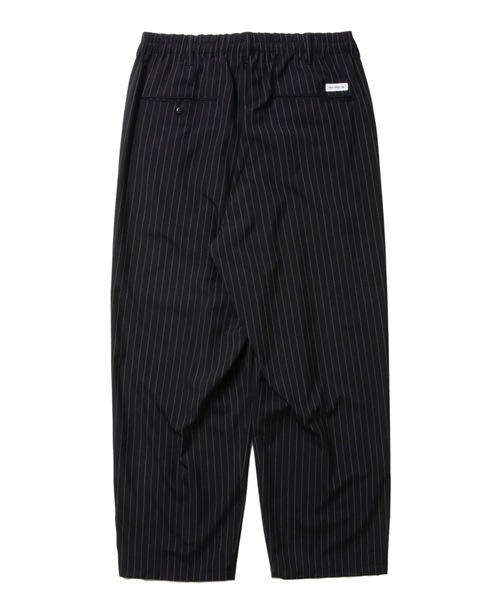 COOTIE PRODUCTIONS(クーティープロダクションズ)の「T/W 2 Tuck Easy Pants(スラックス・メンズ・ブラック系・LARGE/MEDIUM/SMALL/X-LARGE)」の2枚目の写真