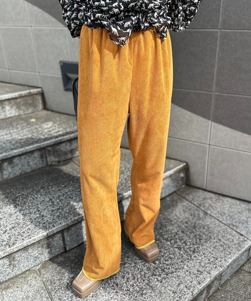 mi via loca（ミヴィアロカ）の「Vintageライク BACKハートポケット コーデュロイ セミフレアパンツ（その他パンツ・レディース・キャメル/レッド/チャコールグレー・FREE）」の6枚目の写真