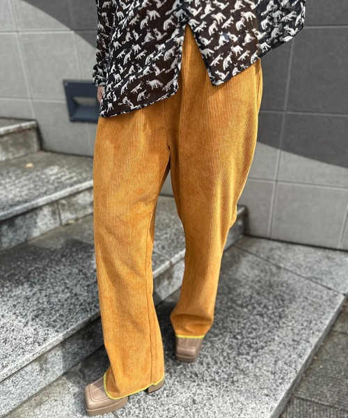 mi via loca（ミヴィアロカ）の「Vintageライク BACKハートポケット コーデュロイ セミフレアパンツ（その他パンツ・レディース・キャメル/レッド/チャコールグレー・FREE）」の7枚目の写真