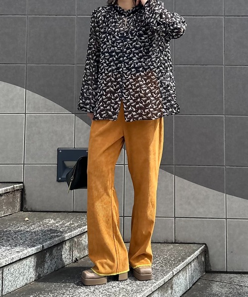 mi via loca（ミヴィアロカ）の「Vintageライク BACKハートポケット コーデュロイ セミフレアパンツ（その他パンツ・レディース・キャメル/レッド/チャコールグレー・FREE）」の21枚目の写真