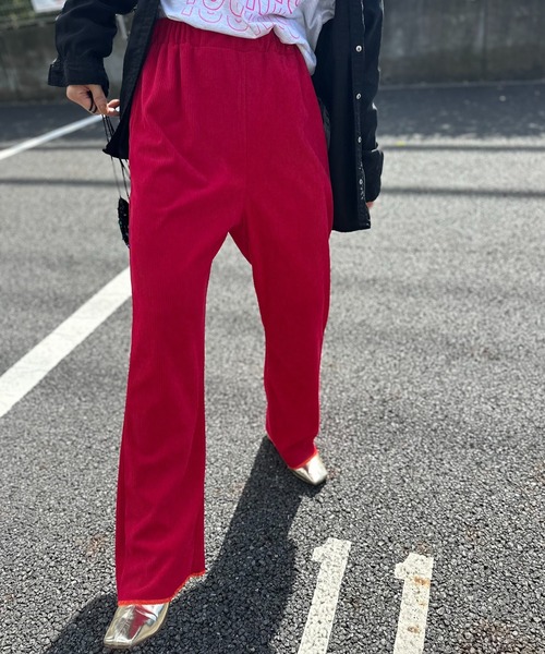 mi via loca（ミヴィアロカ）の「Vintageライク BACKハートポケット コーデュロイ セミフレアパンツ（その他パンツ・レディース・キャメル/レッド/チャコールグレー・FREE）」の13枚目の写真