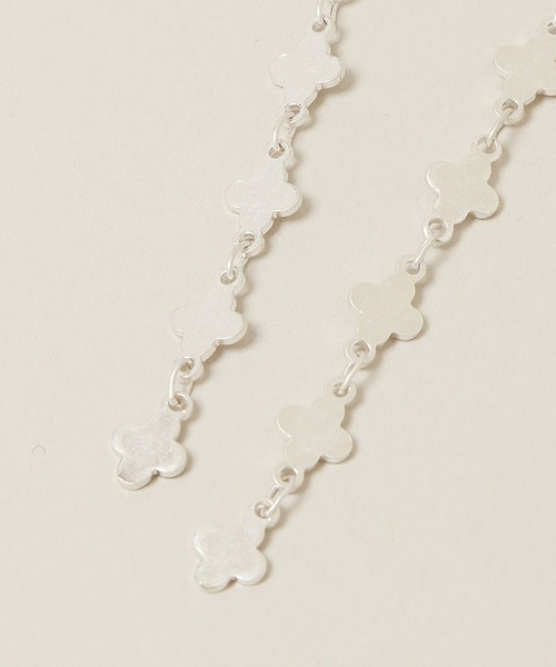 A part by（アパートバイ）の「フラワーチェーンピアス（ピアス（両耳用）・レディース・Silver/GOLD・FREE）」の8枚目の写真