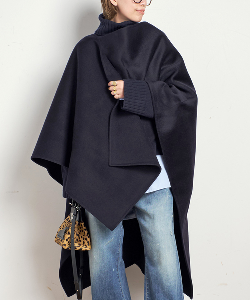 AP STUDIO（エーピーストゥディオ）の「【THE CURATED/ザ キュレイテッド】 CAPE（ポンチョ・レディース・キャメル/ネイビー・FREE）」の9枚目の写真