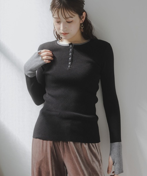 slattgir(スラットジール)の「高身長 配色ヘンリーネックニットプルオーバー(指穴つき)(トールサイズ)Essenave(ニット/セーター・レディース・グレー系/ブラック系・TM/TL/TLL/T3L)」の2枚目の写真