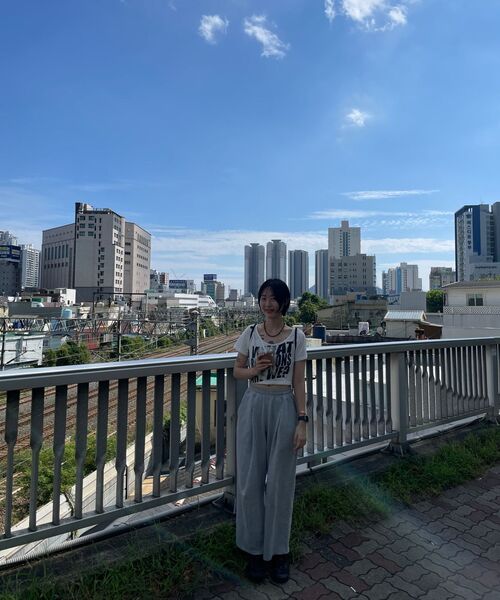 XERO（ゼロ）の「Deep One Tuck Sweat Pants [New 2 Colors]（スウェットパンツ・メンズ・チャコール/ライトグレー・LARGE/MEDIUM/SMALL）」の3枚目の写真