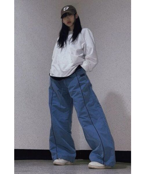 1993STUDIO(1993スタジオ)の「ヴィンテージパイピングパンツ_ブルー(スウェットパンツ・レディース・その他・FREE)」の15枚目の写真