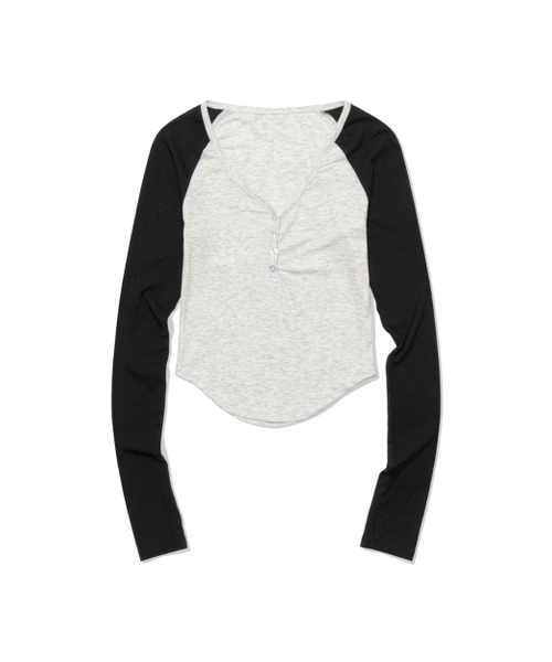 MOAA(モア)の「Dual Tone Raglan Tee (BLACK)(Tシャツ/カットソー・レディース・その他・SMALL/MEDIUM)」の2枚目の写真
