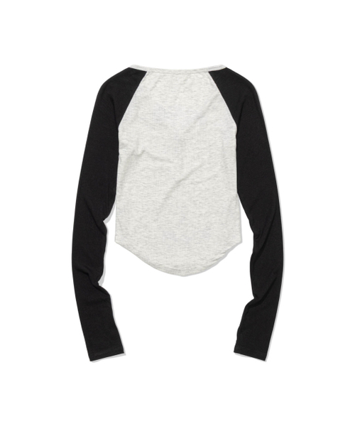 MOAA(モア)の「Dual Tone Raglan Tee (BLACK)(Tシャツ/カットソー・レディース・その他・SMALL/MEDIUM)」の3枚目の写真