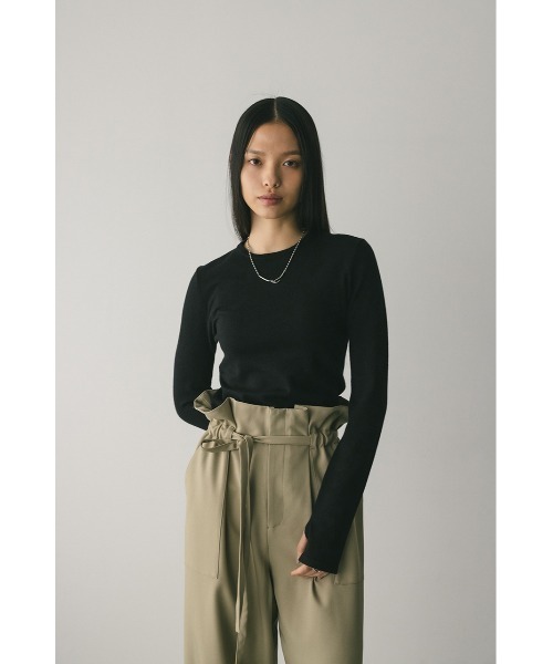 STYLEMIXER(スタイルミキサー)の「フィンガーホールクルーネックニット(ニット/セーター・レディース・ブラック/ブルー/ホワイト/ブラウン・FREE)」の14枚目の写真
