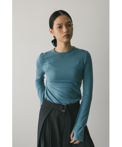 STYLEMIXER(スタイルミキサー)の「フィンガーホールクルーネックニット(ニット/セーター・レディース・ブラック/ブルー/ホワイト/ブラウン・FREE)」の22枚目の写真