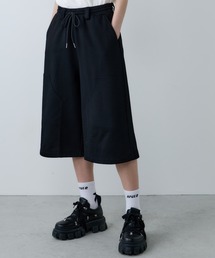 AFF AIVER（エイエフエフアイバー）の「AFF AIVER　ドライスウェットワイドクォーターパンツ（スウェットパンツ）」