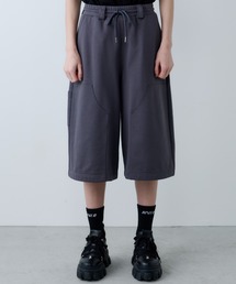 AFF AIVER（エイエフエフアイバー）の「AFF AIVER　ドライスウェットワイドクォーターパンツ（スウェットパンツ）」