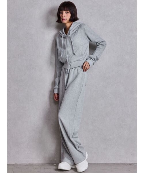 GYDA（ジェイダ）の「GG chain glitter print straightパンツ（スウェットパンツ・レディース・ブラック/グレー・FREE）」の10枚目の写真