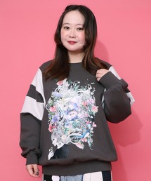 153740:花×宇宙×アート バイカラー裏起毛プルオーバー