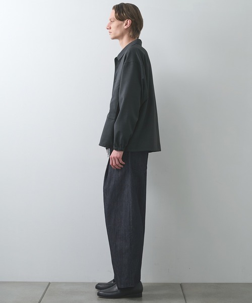 STILL BY HAND（スティルバイハンド）の「【STILL BY HAND】Deep tuck wide denim pants（デニムパンツ・メンズ・ネイビー・44/46）」の15枚目の写真