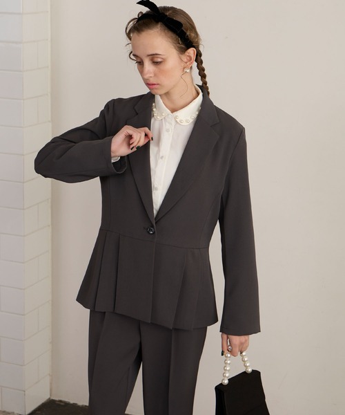 BONLECILL noir】＜2点セット＞ボックスプリーツペプラムジャケット