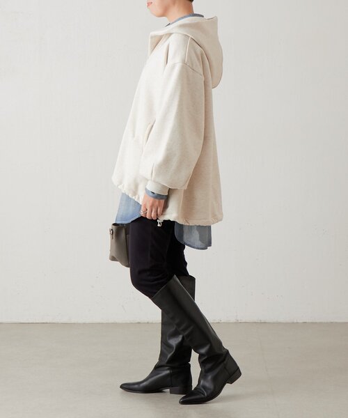 BEARDSLEY（ビアズリー）の「《TANIGUCHI企画》フロントZIPパーカー（パーカー・レディース・アイボリー/ネイビー・FREE）」の8枚目の写真