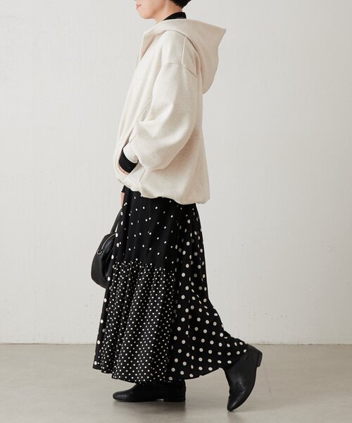 BEARDSLEY（ビアズリー）の「《TANIGUCHI企画》フロントZIPパーカー（パーカー・レディース・アイボリー/ネイビー・FREE）」の15枚目の写真