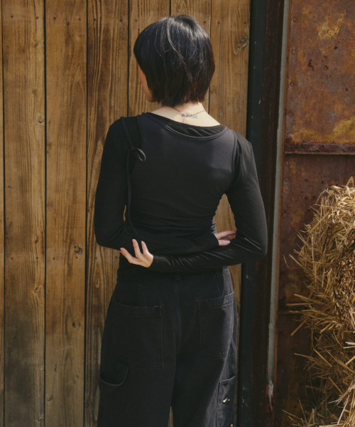 Opening Project（オープニングプロジェクト）の「Shirring Slim Long Sleeve - Black（Tシャツ/カットソー・レディース・その他・MEDIUM/SMALL）」の5枚目の写真