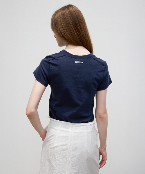 LEVAR(レバー)の「Plain Cotton T-shirt - Navy(Tシャツ/カットソー・レディース・ネイビー・FREE)」の2枚目の写真