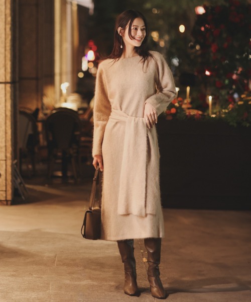 アニュアンス　デザインベアカットギャザーワンピース アニュアンス anuans ギャザーデザインベアカットワンピース （IVORY